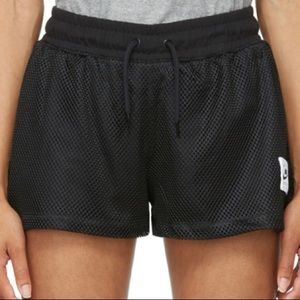 Nike Woman’s NSW Heritage Mesh Shorts